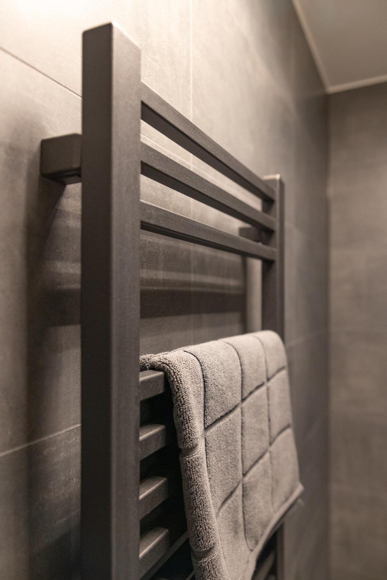 Sweethome - Super Zentral Und Modern, Kueche, Wifi Munich Luaran gambar