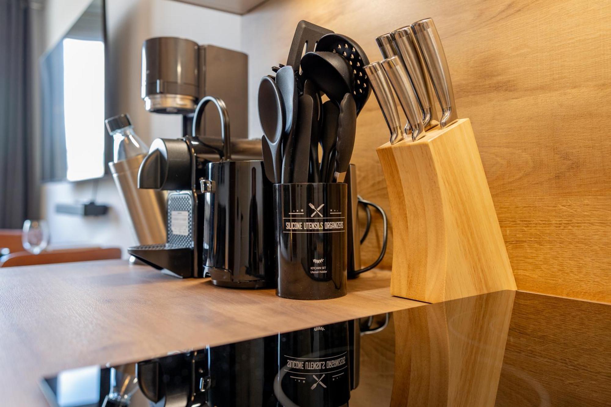 Sweethome - Super Zentral Und Modern, Kueche, Wifi Munich Luaran gambar