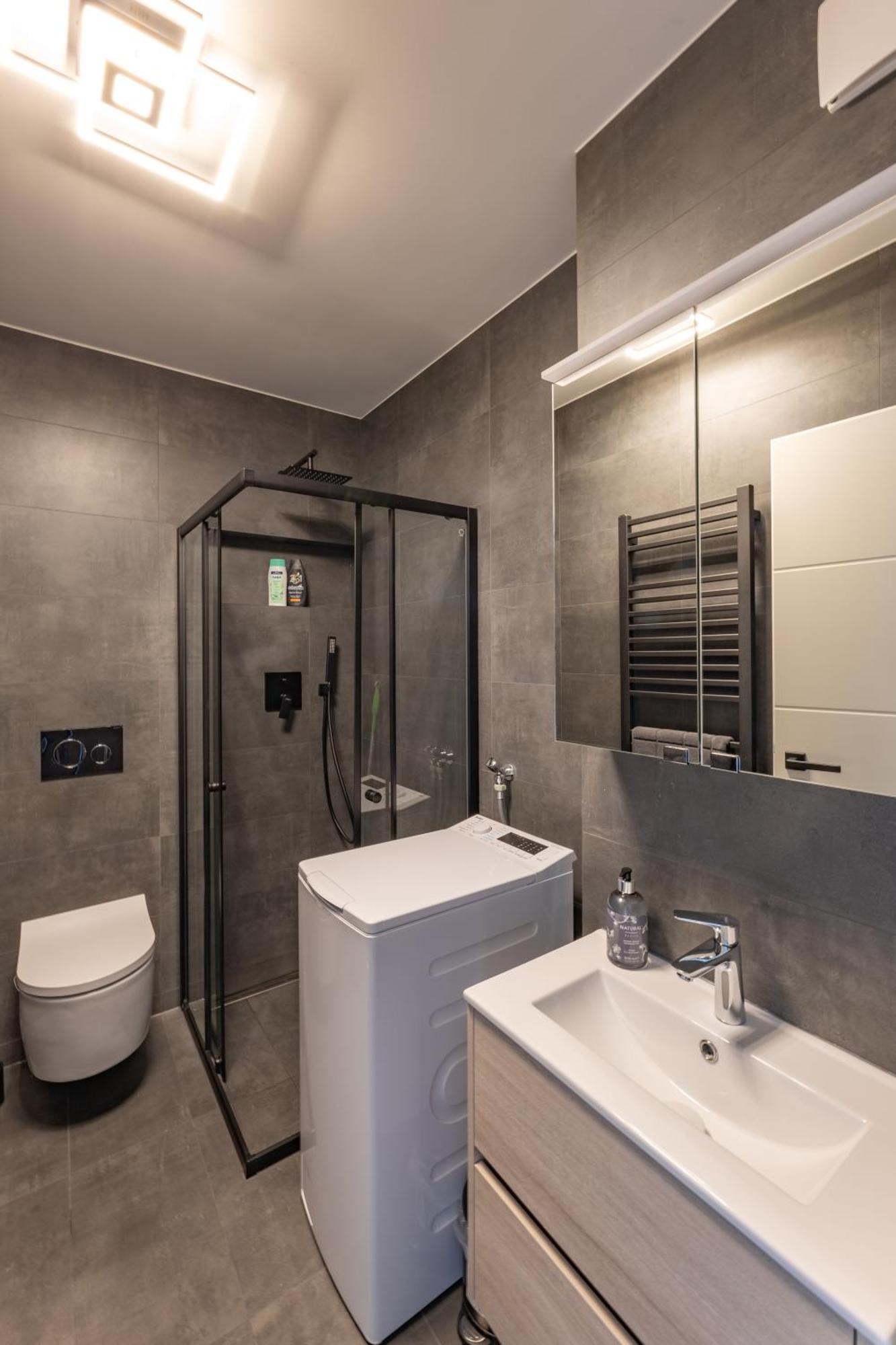Sweethome - Super Zentral Und Modern, Kueche, Wifi Munich Luaran gambar